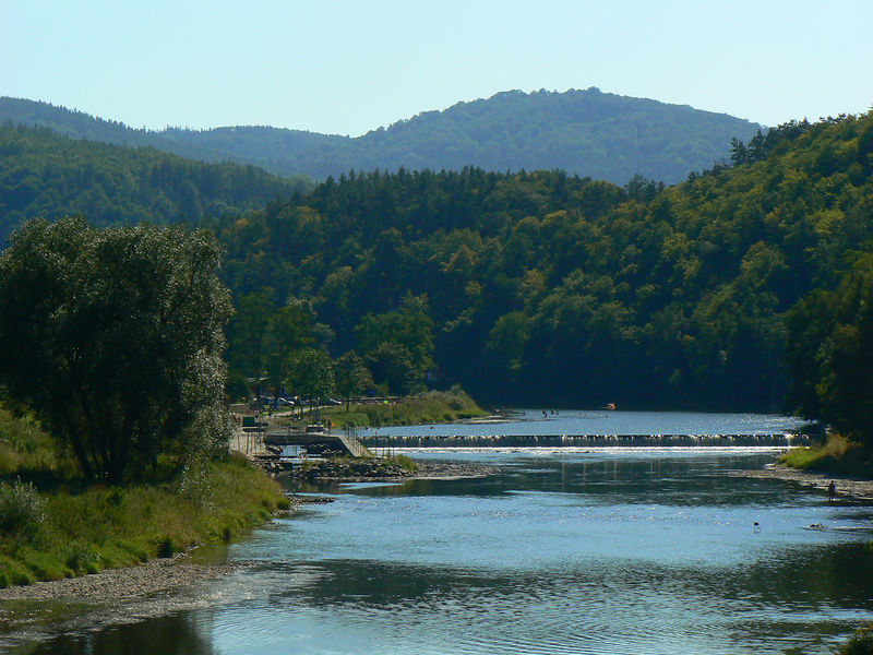 Soubor:Berounka - jez roztoky.jpg