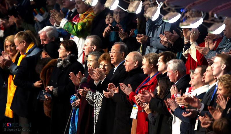 Soubor:Sochi-Winter-Olympic-Opening-17-FLICKR.jpg