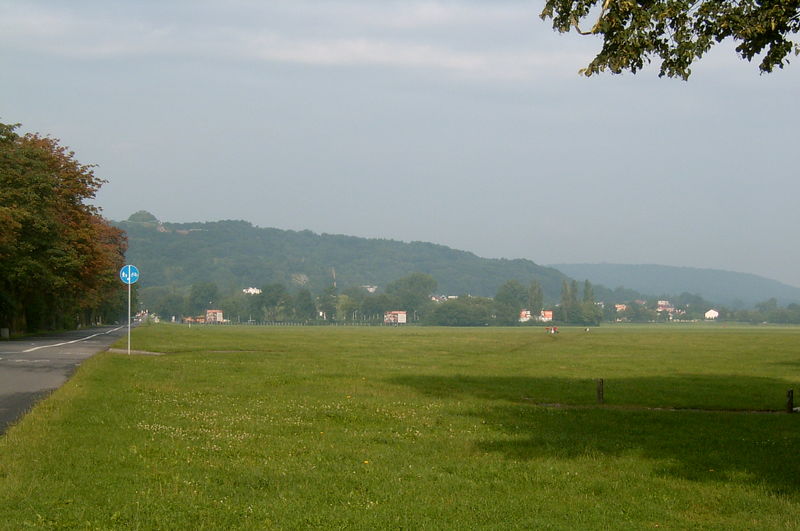 Soubor:Błonia Park.jpg