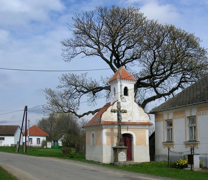 Soubor:Jaromerice nR popovice chapel.jpg