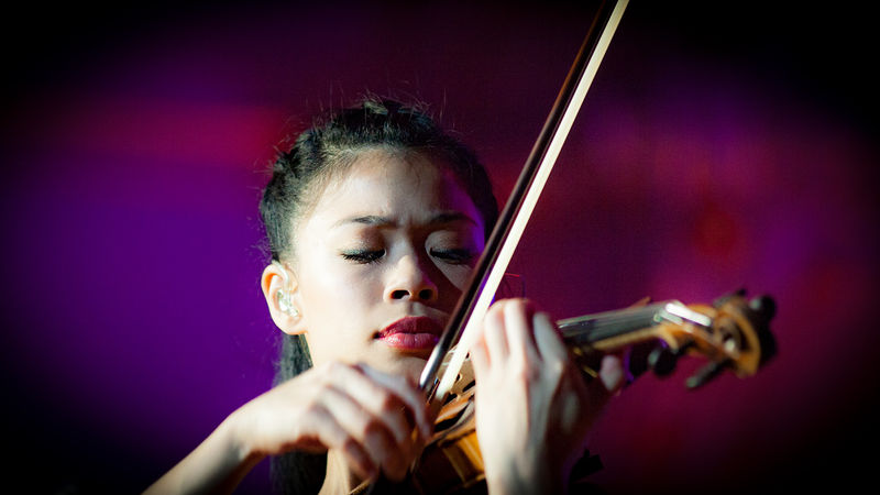 Soubor:Vanessa Mae-Hamburg 2007-02-Flickr.jpg