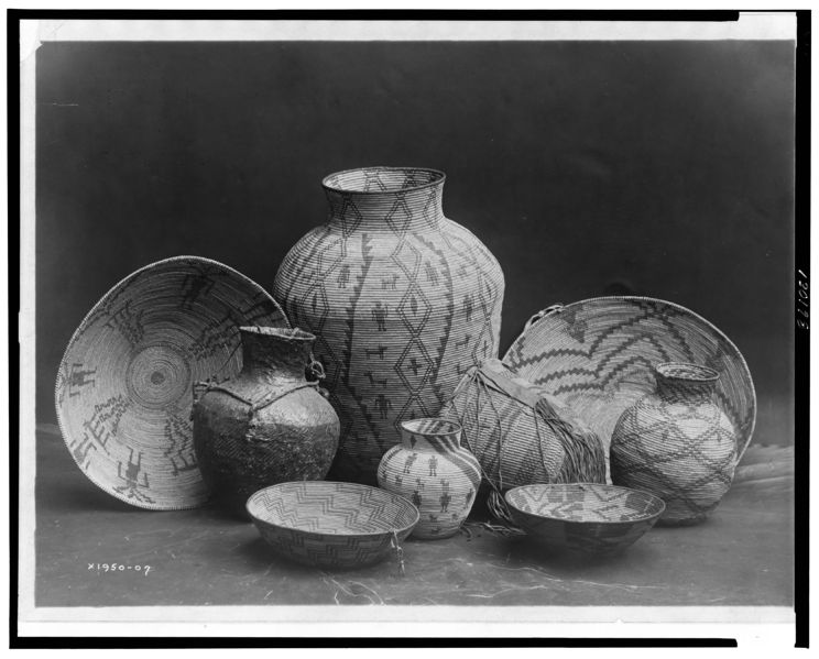 Soubor:Apache-still-life.jpg