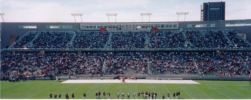 Soubor:Princeton University stadium.jpg