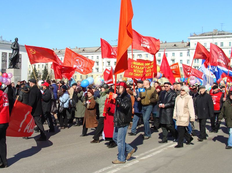 Soubor:Верной дорогой идёте, товарищи!.JPG