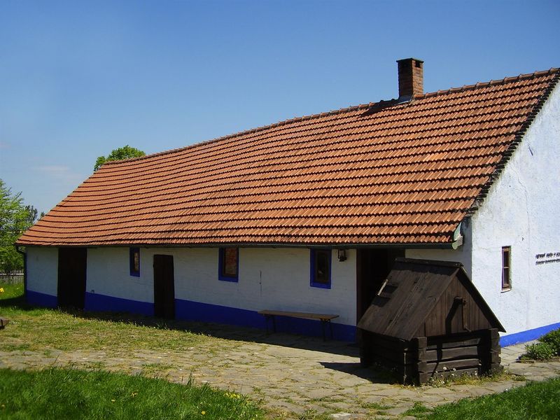 Soubor:Kuzelov-skanzen.jpg