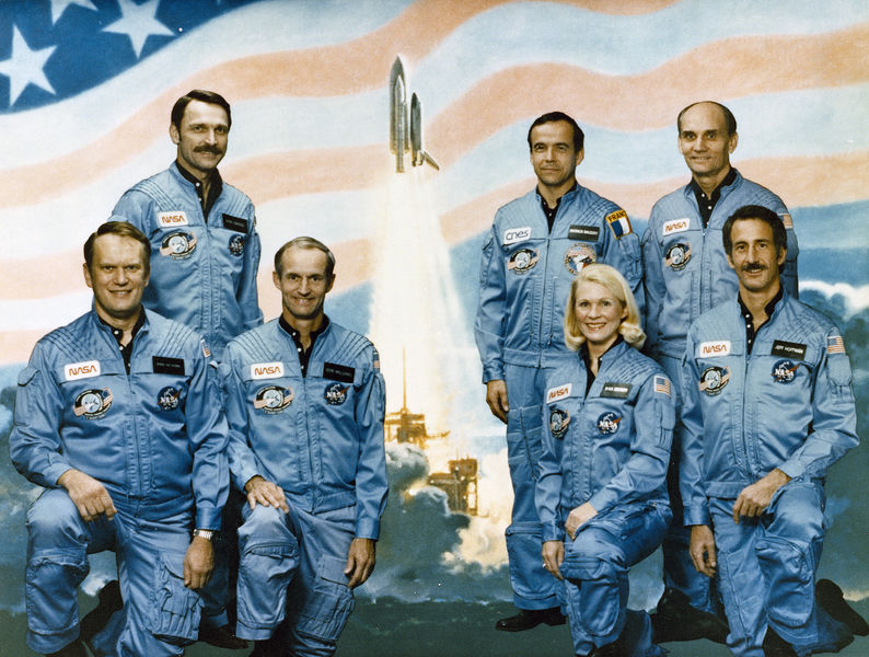 Soubor:STS-51-D crew.jpg