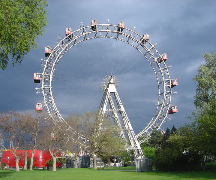 Soubor:Wiener Riesenrad DSC02378.JPG