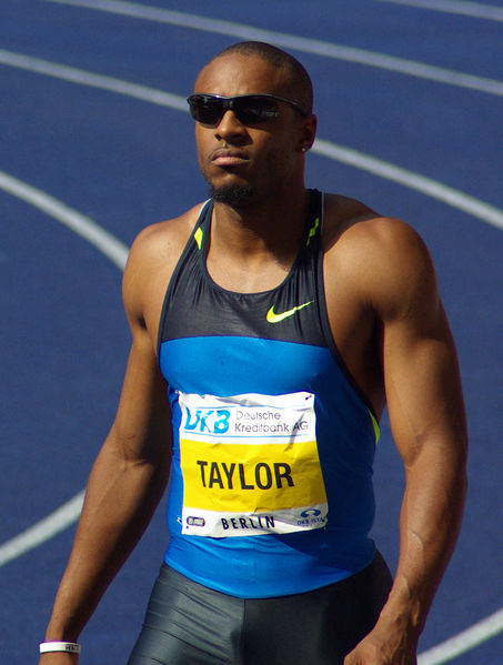 Soubor:Taylor in blue-cropped.jpg