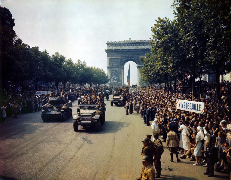 Soubor:Paris1944.jpg