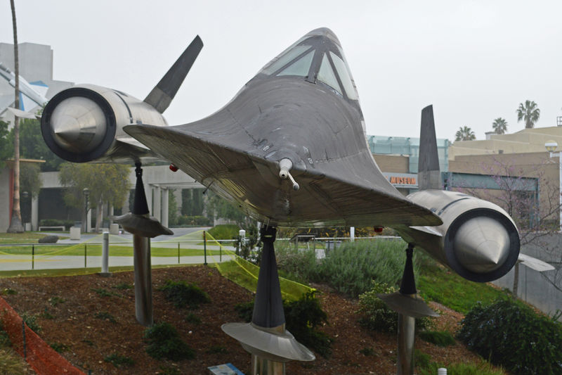 Soubor:Lockheed SR-71A Blackbird-008-AWFlickr.jpg