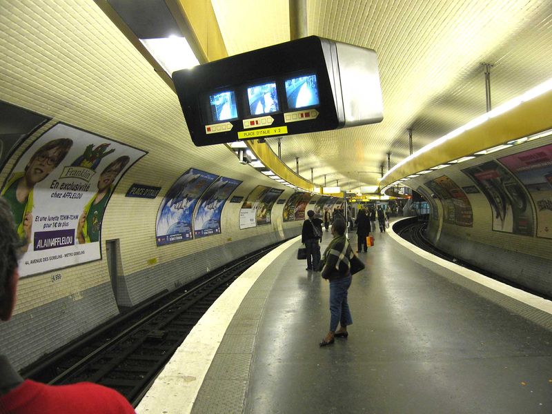 Soubor:Ligne-5-Place-d'Italie-1.jpg