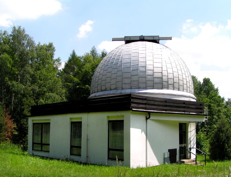 Soubor:Ondřejov Astro 065-m telescope2.jpg