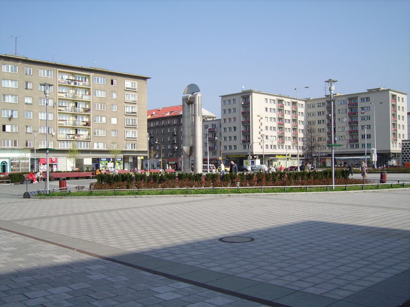 Soubor:Havirov sq02.JPG