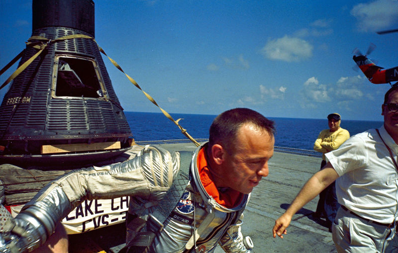 Soubor:Alan Shepard pouso.jpg