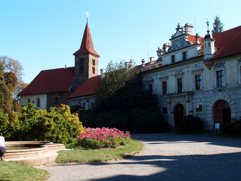 Soubor:Zámecký park Průhonice-September-2017-11.JPG