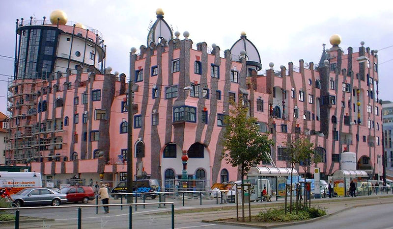 Soubor:Magdeburg Hundertwasserhaus.jpg