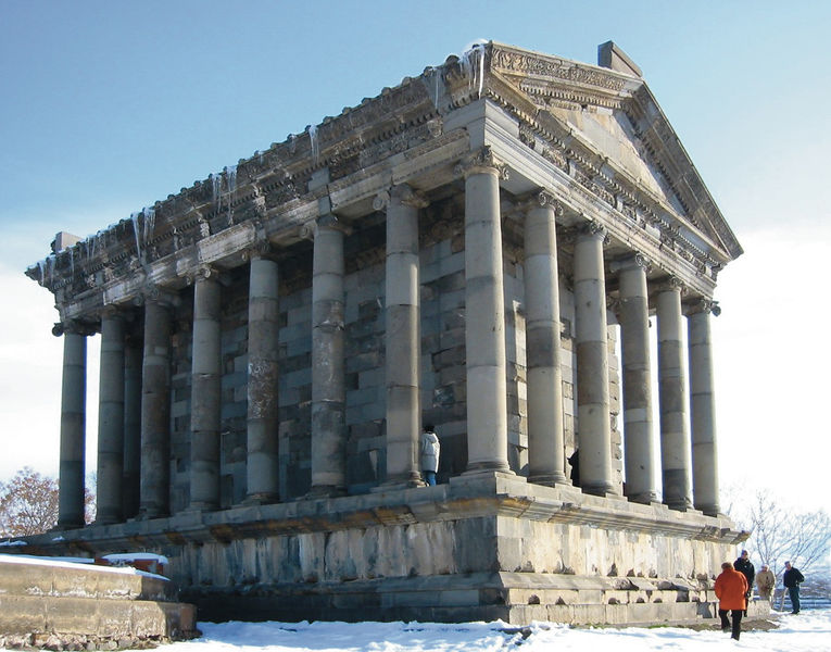 Soubor:Armenia Garni side.jpg