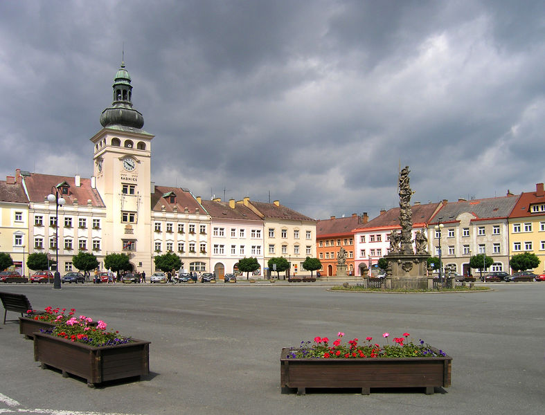 Soubor:Fulnek, Komenský square.jpg