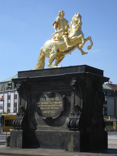 Soubor:Goldener Reiter Dresden Germany.JPG