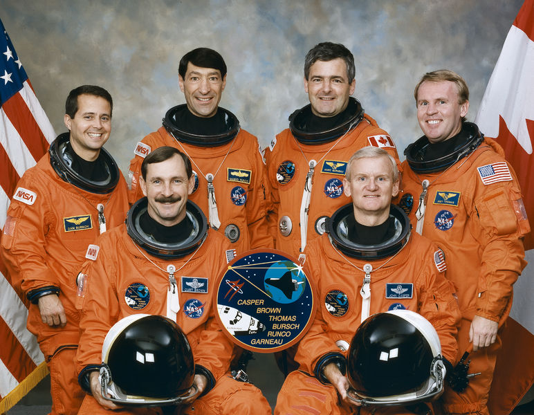 Soubor:STS-77 crew.jpg