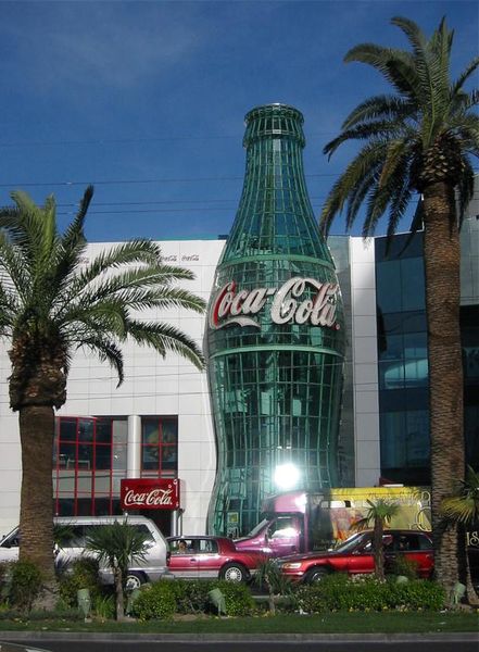 Soubor:World-of-coca-cola.jpg