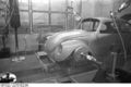 Bundesarchiv B 145 Bild-F038795-0018, Wolfsburg, VW Autowerk, Käfer.jpg