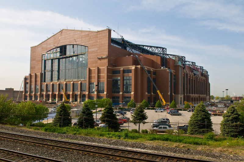 Soubor:LucasOilStadium.jpg