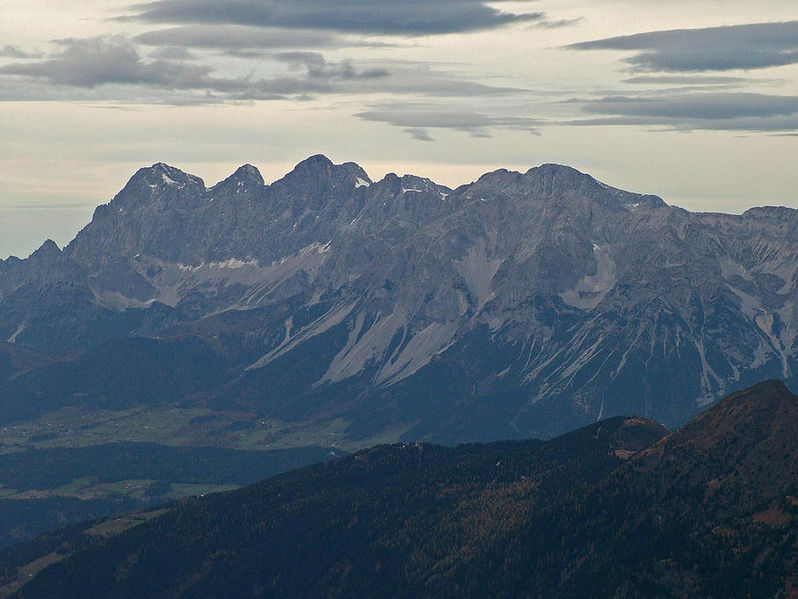 Soubor:Dachstein z hochgollingu.jpg