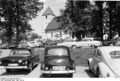 Bundesarchiv Bild 194-3318-33, Exter, evangelische Autobahnkirche, Autos.jpg