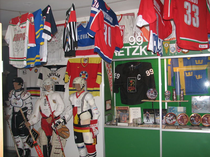 Soubor:Eishockeymuseum Augsburg.JPG