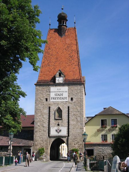 Soubor:Linzertor3.JPG