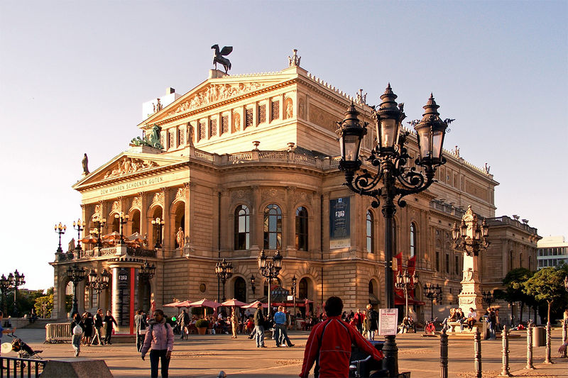 Soubor:Alteoper ffm.jpg