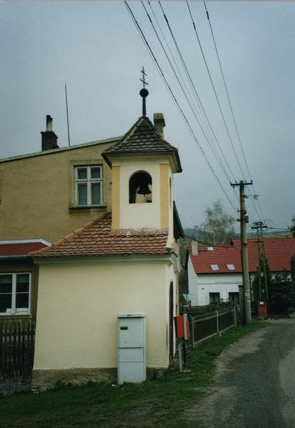 Soubor:Bukovice kaple.jpg