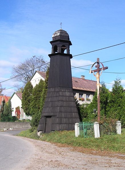 Soubor:Bell Tower Záchlumí.jpg