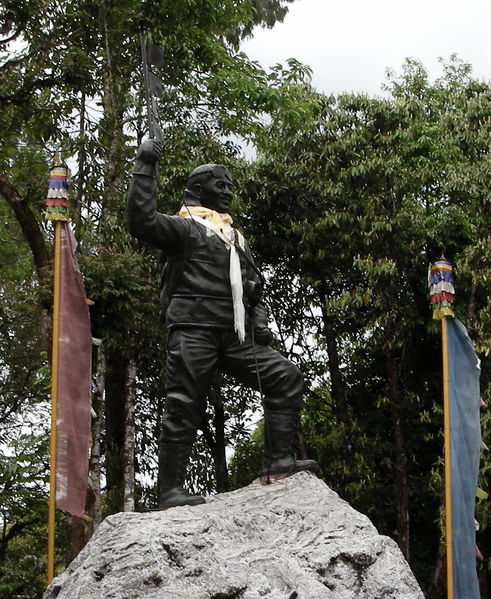 Soubor:Tenzing Norgay cropped.jpg