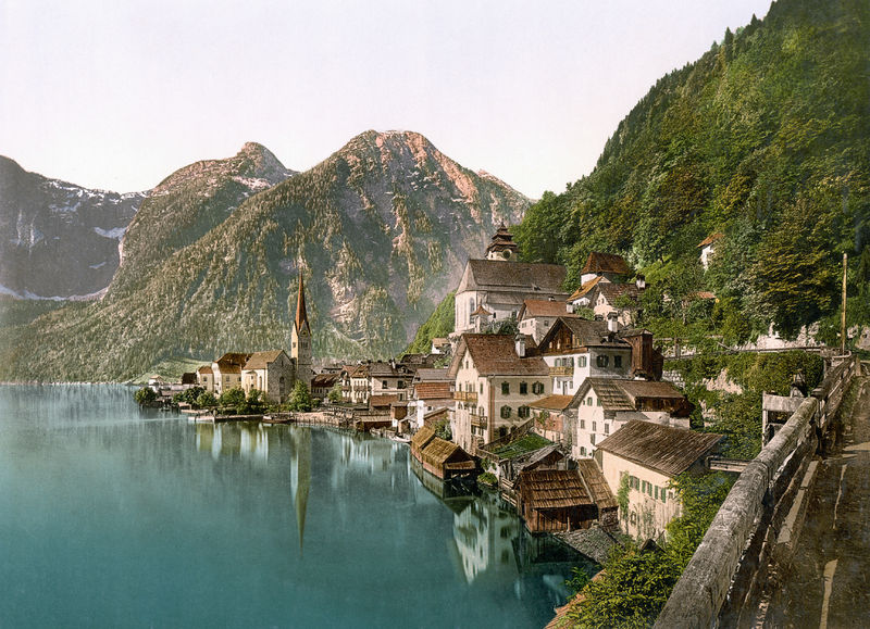 Soubor:Hallstatt um 1900.jpeg