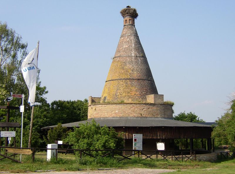 Soubor:Rathsdorf Altgaul Ziegelofen.jpg