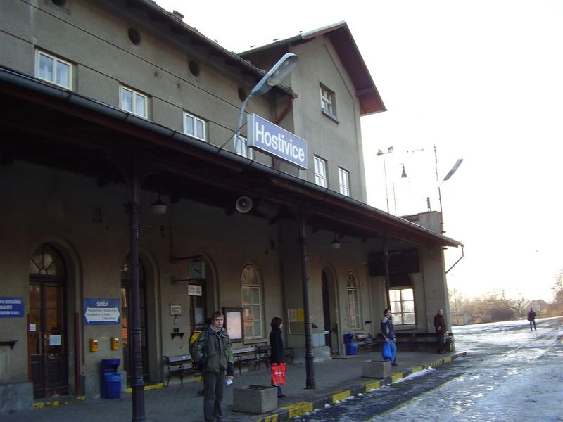 Soubor:Hostivice, nádraží.jpg