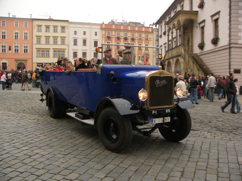 Soubor:Praga bus.jpg