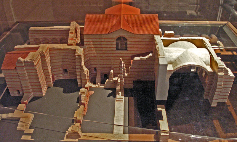 Soubor:CLUNY-Maquette thermes 2.JPG