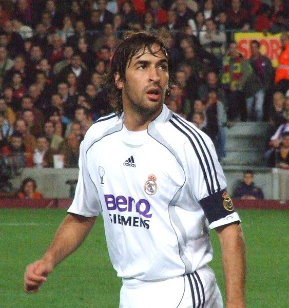 Soubor:Raul Gonzalez 10mar2007.jpg