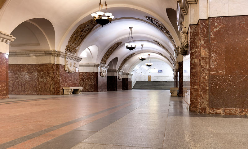 Soubor:MoscowMetro Krasnopresnenskaya HW1 6326.jpg