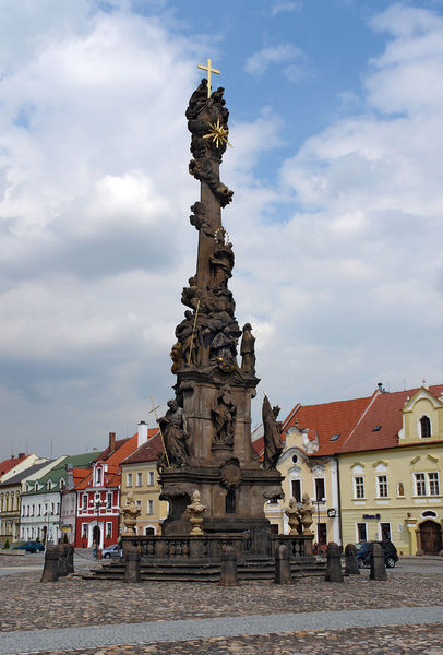 Soubor:Kadan-Column.jpg