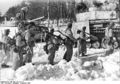 Bundesarchiv Bild 101I-700-0272-13, Russland, Infanterie, Panzer IV im Schnee.jpg