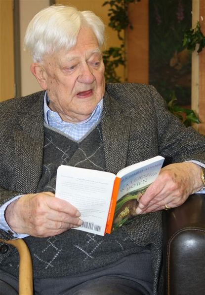 Soubor:Richard Adams 20081116.jpg