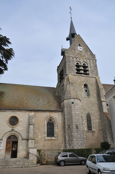 Soubor:Angerville église Saint-Pierre-et-Saint-Eutrope 1.jpg