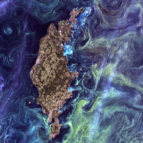 Soubor:GotlandFromSpace.jpg