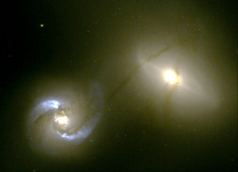 Soubor:NGC 1409HSTFull.jpg