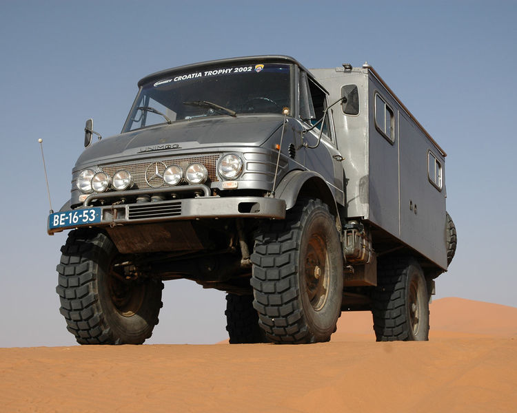 Soubor:S404-300TDI-erg-chebbi.jpg