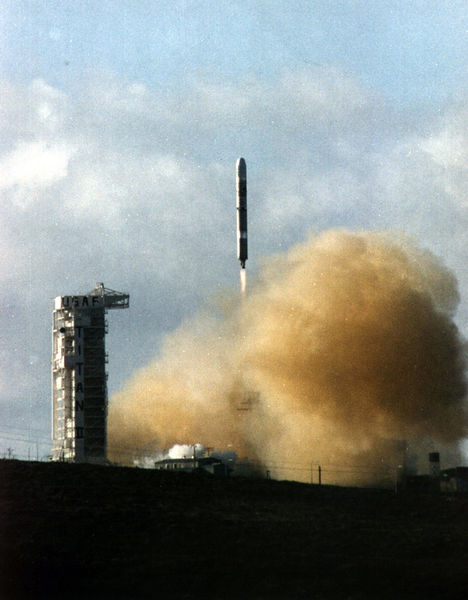 Soubor:Titan 23G launches Clementine.jpg